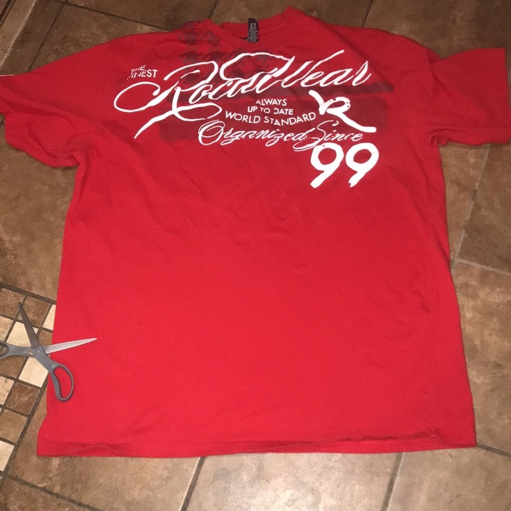 Men’s Rocawear Tee - Picture 9 of 11